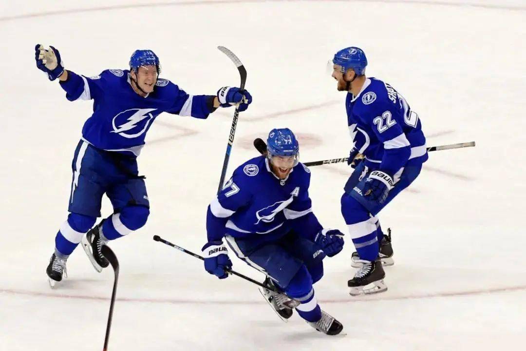 冲浪季后赛,南城玄武队与胶东闪电队绝杀,VAR改判成焦点!年轻人站出来了的简单介绍 冲浪季后赛,南城玄武队与胶东闪电队绝杀,VAR改判成焦点!年轻人站出来了的简单介绍