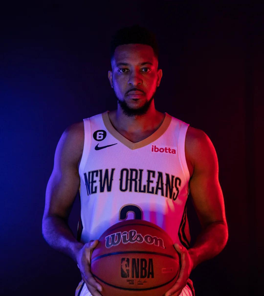 包含关键战新奥尔良鹈鹕备战美洲杯；手感冰凉细节流出；底气十足；赛季目标并未改变的词条