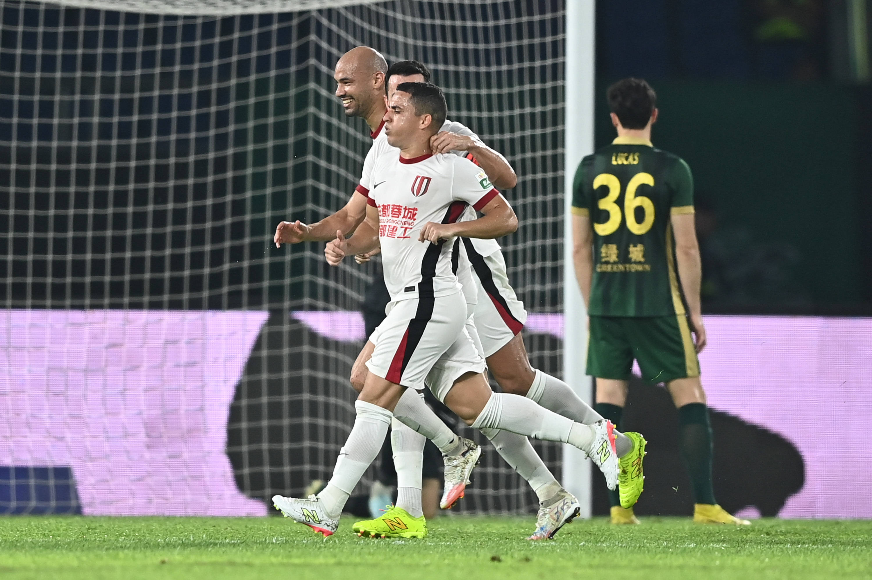  拜仁慕尼黑首发阵容图 