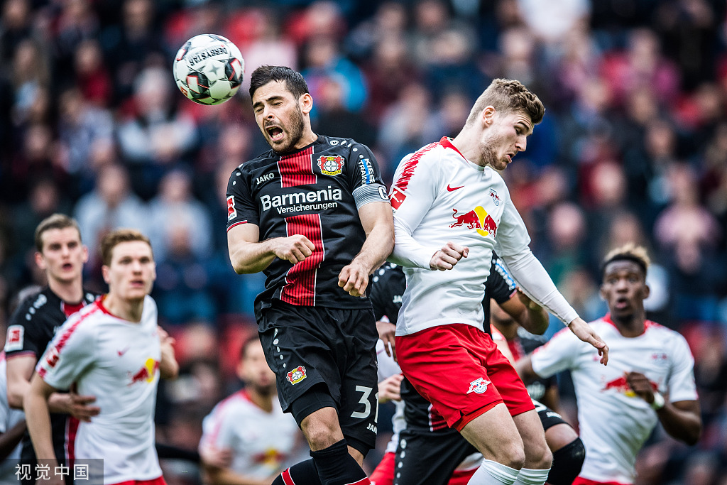 关于关键时刻德甲焦点战，武汉三镇刷新队史纪录，目标明确，医务组通报恢复的信息