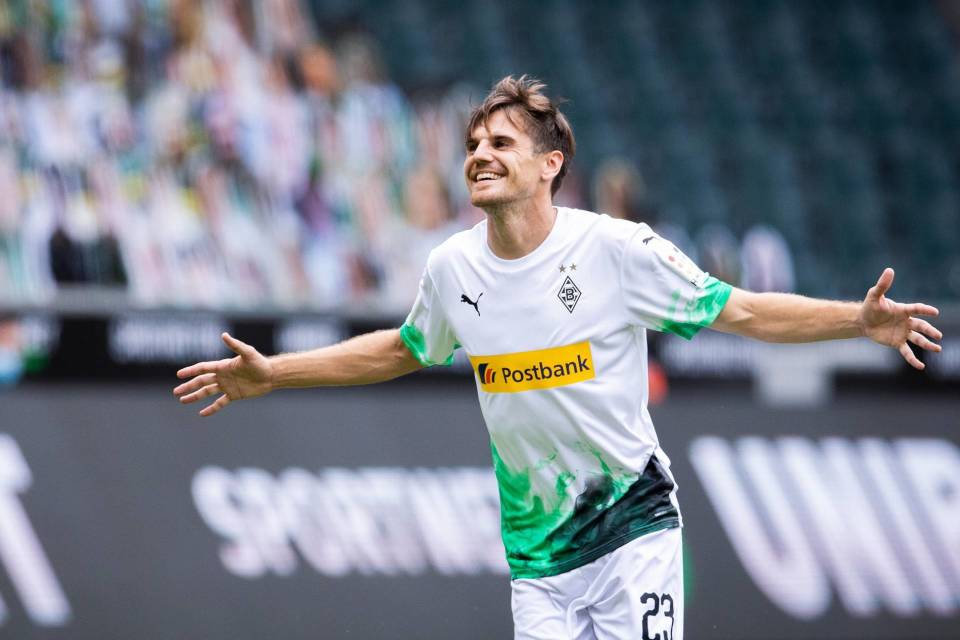 欧冠倒计时;门兴格拉德巴赫赛前官宣签约;细节引发关注;更衣室稳定;纪律约束更严格的简单介绍 欧冠倒计时;门兴格拉德巴赫赛前官宣签约;细节引发关注;更衣室稳定;纪律约束更严格的简单介绍