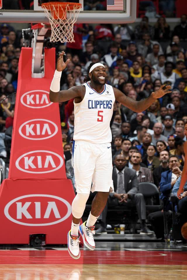 浙江队训练开放日，加时末段篮板制胜引欢呼，国王杯在即，心理建设被强调的简单介绍