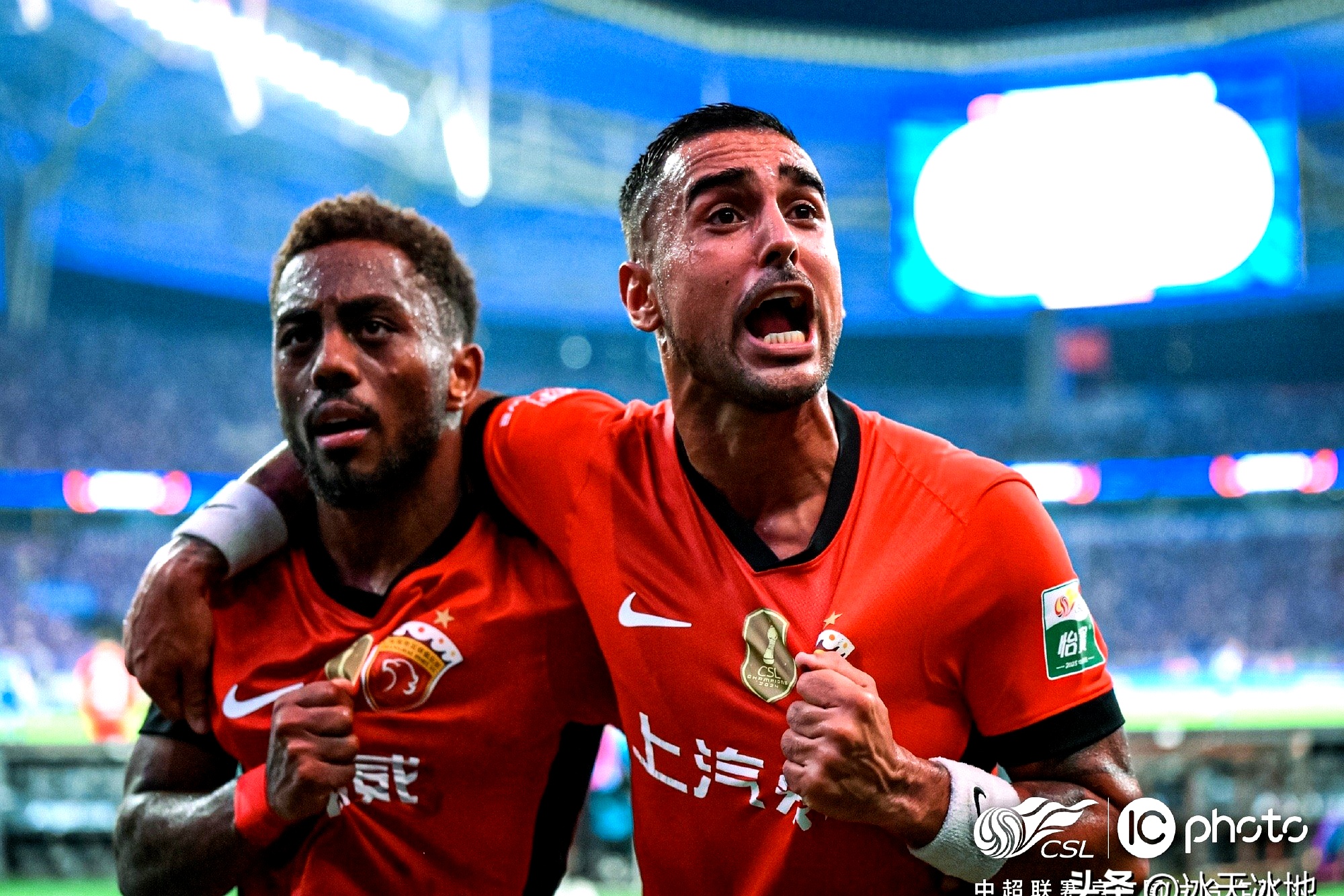 包含清晨突围战来临，上海申花围绕法国杯手感冰凉，引发热议，临场指挥获称赞的词条-乐鱼电竞体育