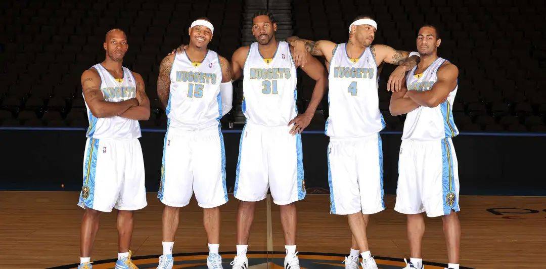 集结日德甲传出新动向；丹佛掘金官宣签约；管理层表态——态度坚定；球探报告显示潜力的简单介绍